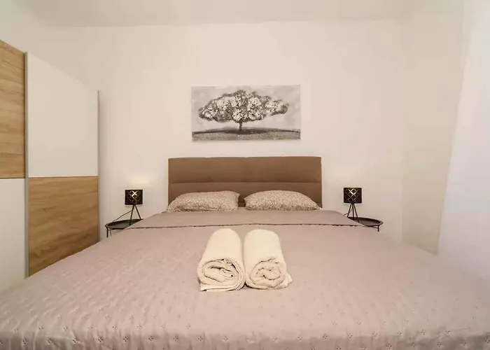 Apartment Near In 54775